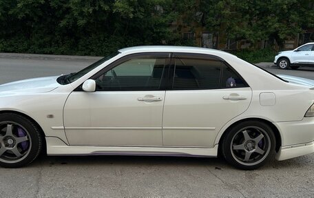 Toyota Altezza, 2003 год, 1 300 000 рублей, 8 фотография