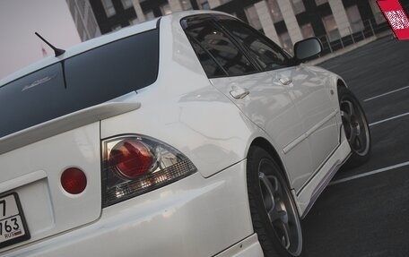 Toyota Altezza, 2003 год, 1 300 000 рублей, 3 фотография
