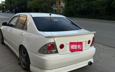 Toyota Altezza, 2003 год, 1 300 000 рублей, 9 фотография