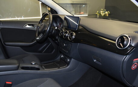 Mercedes-Benz B-Класс, 2015 год, 1 390 000 рублей, 9 фотография
