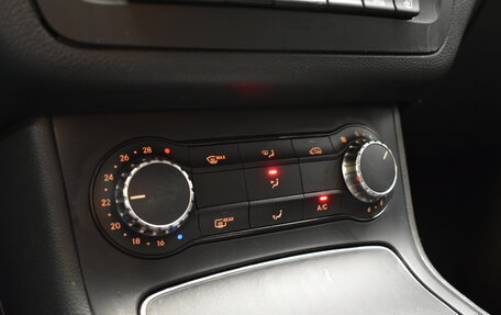 Mercedes-Benz B-Класс, 2015 год, 1 390 000 рублей, 21 фотография