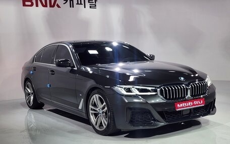 BMW 5 серия, 2022 год, 3 180 013 рублей, 1 фотография