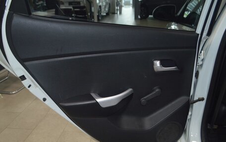 KIA Rio III рестайлинг, 2012 год, 434 000 рублей, 25 фотография