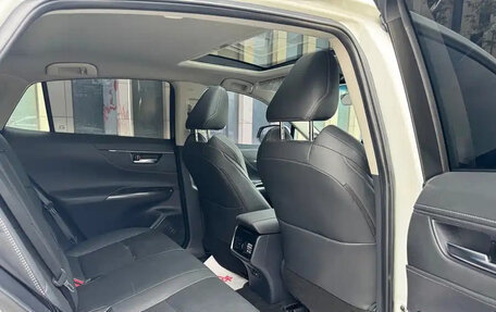 Toyota Venza, 2022 год, 2 630 855 рублей, 11 фотография