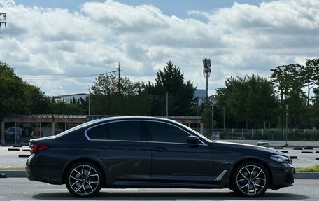 BMW 5 серия, 2022 год, 3 830 013 рублей, 6 фотография
