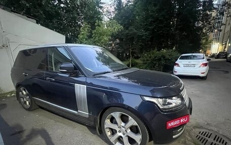 Land Rover Range Rover IV рестайлинг, 2016 год, 3 990 000 рублей, 2 фотография