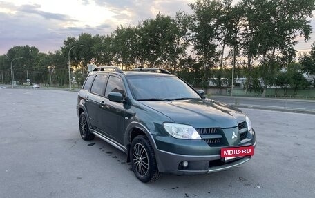 Mitsubishi Outlander III рестайлинг 3, 2005 год, 380 000 рублей, 6 фотография