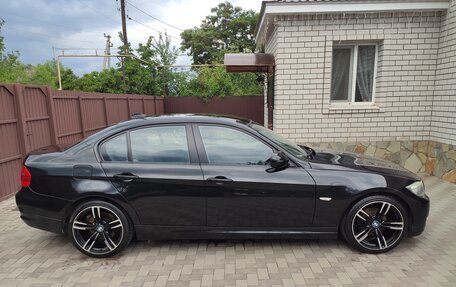 BMW 3 серия, 2011 год, 1 400 000 рублей, 21 фотография