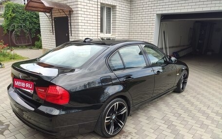 BMW 3 серия, 2011 год, 1 400 000 рублей, 20 фотография
