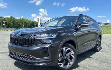 Skoda Kodiaq, 2025 год, 4 990 000 рублей, 2 фотография