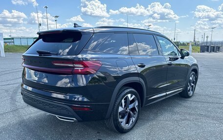 Skoda Kodiaq, 2025 год, 4 990 000 рублей, 7 фотография