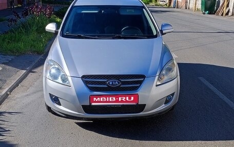 KIA cee'd I рестайлинг, 2008 год, 450 000 рублей, 2 фотография