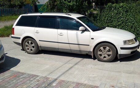 Volkswagen Passat B5+ рестайлинг, 2000 год, 300 000 рублей, 2 фотография