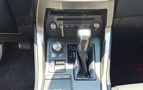 Lexus NX I, 2021 год, 3 450 000 рублей, 7 фотография