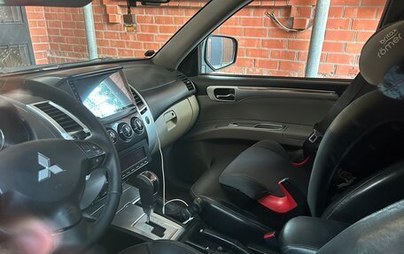 Mitsubishi Pajero Sport II рестайлинг, 2010 год, 1 550 000 рублей, 3 фотография