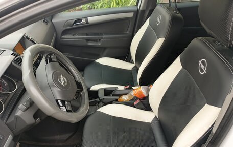 Opel Zafira B, 2011 год, 749 000 рублей, 10 фотография