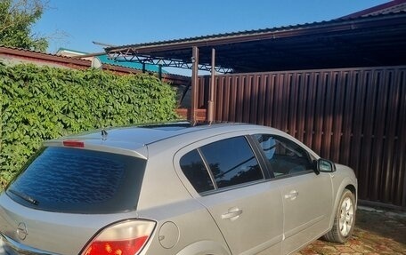 Opel Astra H, 2006 год, 670 000 рублей, 2 фотография