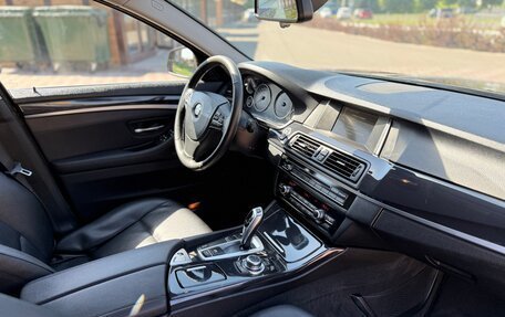 BMW 5 серия, 2013 год, 1 490 000 рублей, 15 фотография