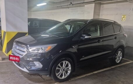 Ford Kuga III, 2017 год, 1 700 000 рублей, 2 фотография