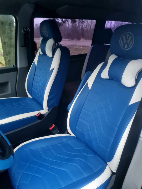 Volkswagen Transporter T5 рестайлинг, 2010 год, 1 419 000 рублей, 10 фотография