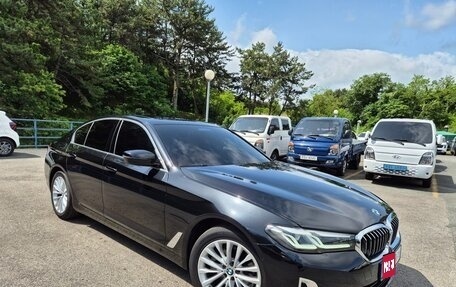 BMW 5 серия, 2022 год, 3 210 013 рублей, 1 фотография