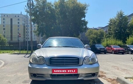 Hyundai Sonata IV рестайлинг, 2005 год, 270 000 рублей, 1 фотография