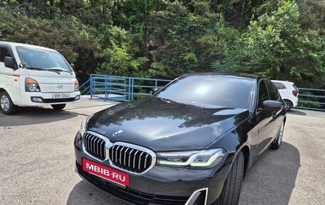 BMW 5 серия, 2022 год, 3 210 013 рублей, 4 фотография