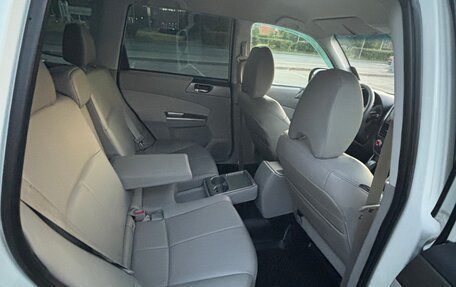 Subaru Forester, 2012 год, 820 000 рублей, 10 фотография