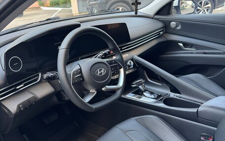 Hyundai Elantra, 2024 год, 2 450 000 рублей, 8 фотография
