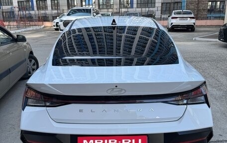 Hyundai Elantra, 2024 год, 2 450 000 рублей, 4 фотография