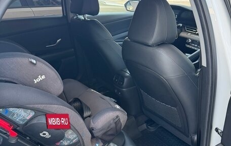 Hyundai Elantra, 2024 год, 2 450 000 рублей, 12 фотография