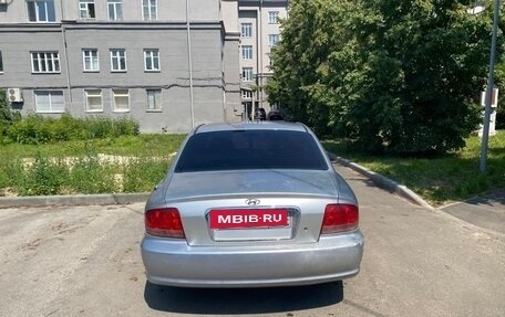 Hyundai Sonata IV рестайлинг, 2005 год, 270 000 рублей, 4 фотография