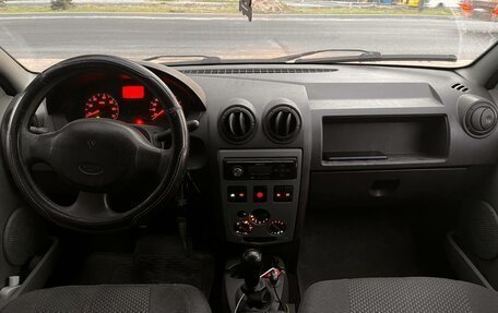 Renault Logan I, 2005 год, 255 000 рублей, 11 фотография