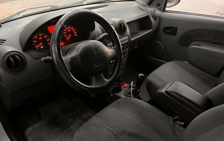 Renault Logan I, 2005 год, 255 000 рублей, 10 фотография