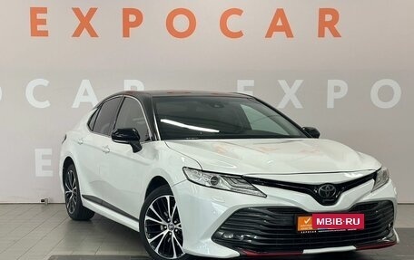 Toyota Camry, 2020 год, 3 050 000 рублей, 3 фотография