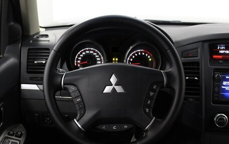 Mitsubishi Pajero IV, 2014 год, 2 790 000 рублей, 8 фотография