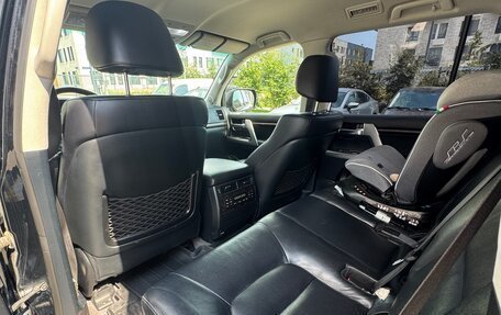 Toyota Land Cruiser 200, 2012 год, 3 000 000 рублей, 11 фотография