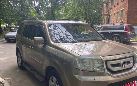 Honda Pilot III рестайлинг, 2008 год, 1 550 000 рублей, 2 фотография