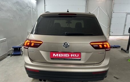 Volkswagen Tiguan II, 2019 год, 2 050 000 рублей, 4 фотография