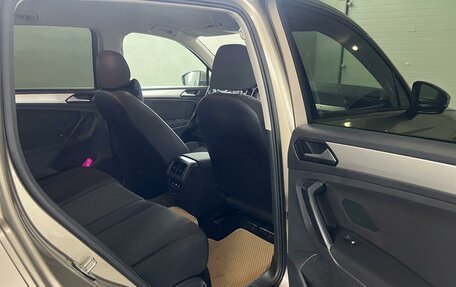 Volkswagen Tiguan II, 2019 год, 2 050 000 рублей, 10 фотография