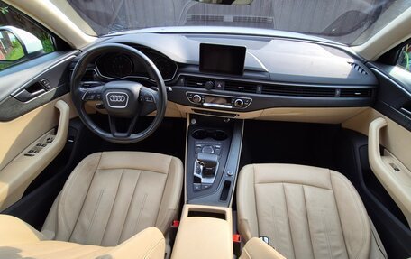Audi A4, 2018 год, 2 700 000 рублей, 9 фотография