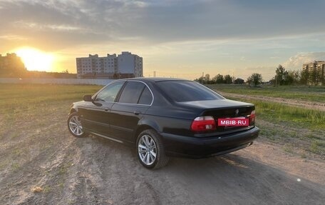 BMW 5 серия, 2001 год, 910 000 рублей, 9 фотография