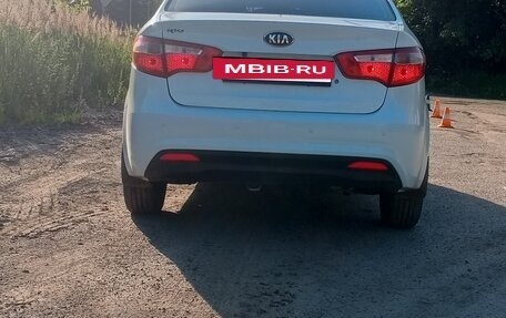KIA Rio III рестайлинг, 2013 год, 1 200 000 рублей, 2 фотография
