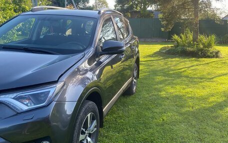 Toyota RAV4, 2016 год, 1 830 000 рублей, 2 фотография