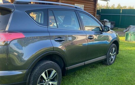 Toyota RAV4, 2016 год, 1 830 000 рублей, 7 фотография