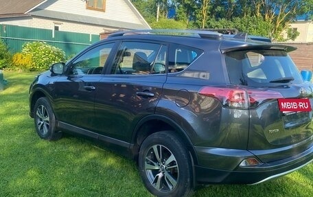 Toyota RAV4, 2016 год, 1 830 000 рублей, 6 фотография