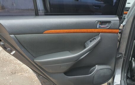 Toyota Avensis III рестайлинг, 2006 год, 770 000 рублей, 8 фотография
