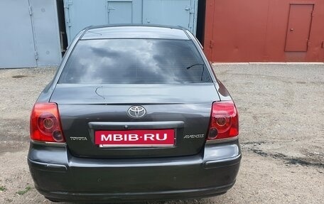 Toyota Avensis III рестайлинг, 2006 год, 770 000 рублей, 3 фотография