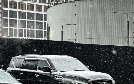 Infiniti QX56, 2013 год, 1 450 000 рублей, 6 фотография
