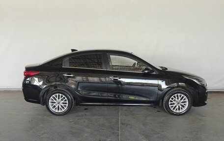 KIA Rio IV, 2017 год, 1 380 000 рублей, 7 фотография